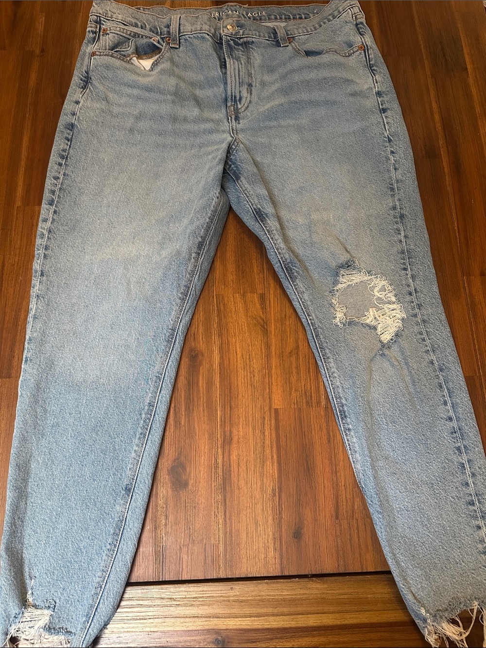 American Eagle 90’s Skinny Jean